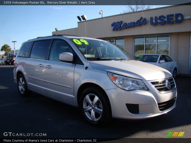 Mercury Sliver Metallic / Aero Grey 2009 Volkswagen Routan SEL