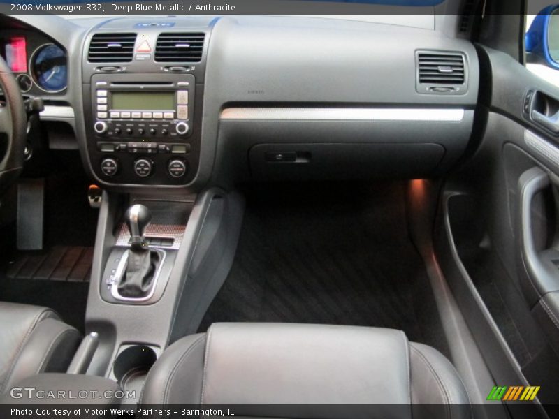 Deep Blue Metallic / Anthracite 2008 Volkswagen R32