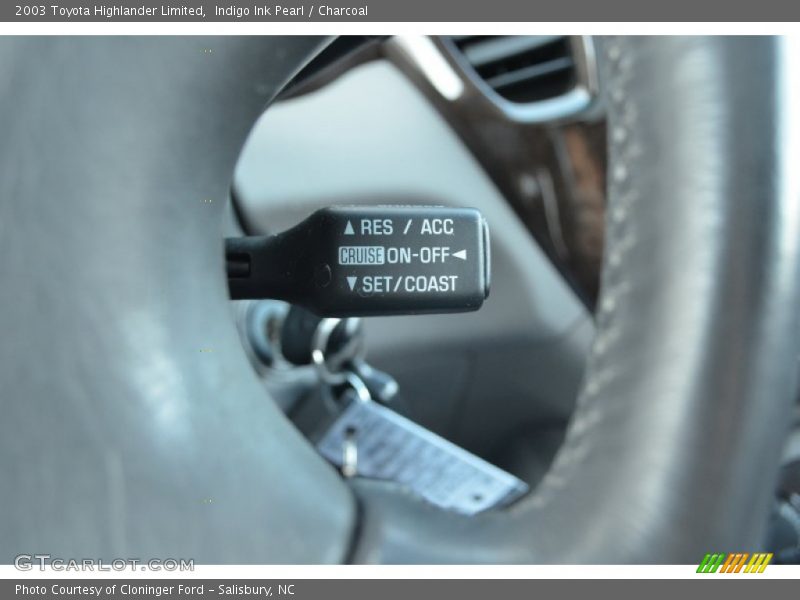 Indigo Ink Pearl / Charcoal 2003 Toyota Highlander Limited