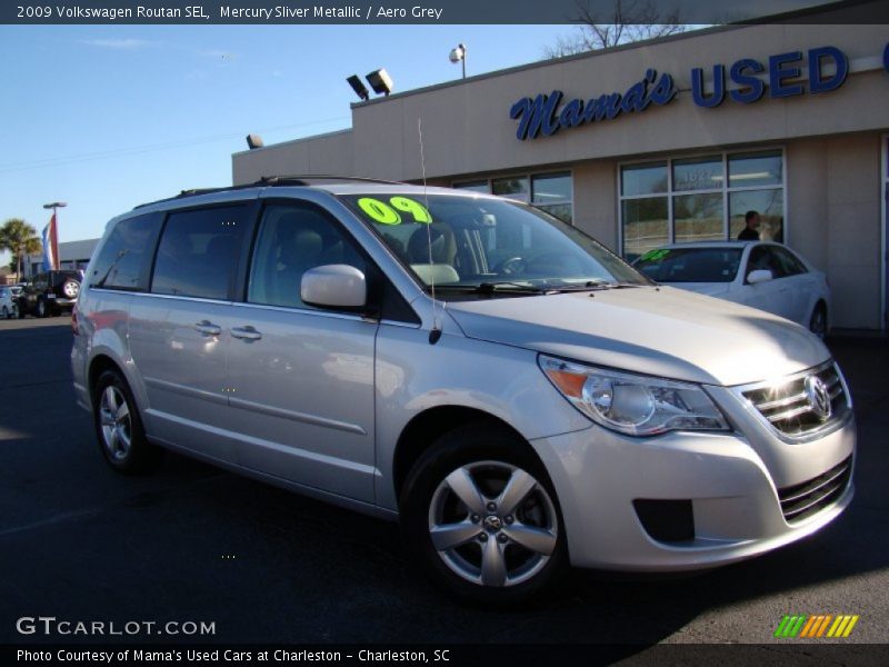 Mercury Sliver Metallic / Aero Grey 2009 Volkswagen Routan SEL