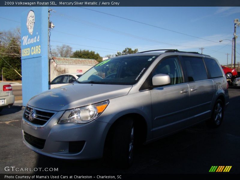 Mercury Sliver Metallic / Aero Grey 2009 Volkswagen Routan SEL