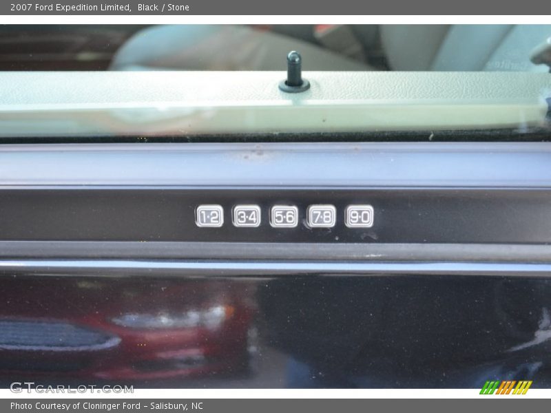 Black / Stone 2007 Ford Expedition Limited