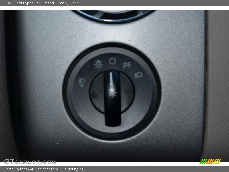 Black / Stone 2007 Ford Expedition Limited