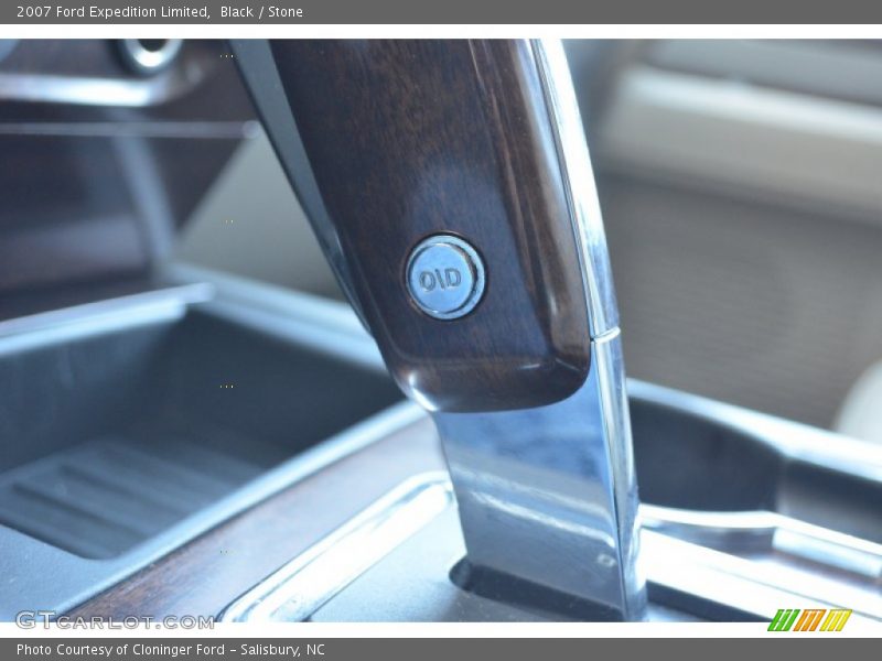 Black / Stone 2007 Ford Expedition Limited