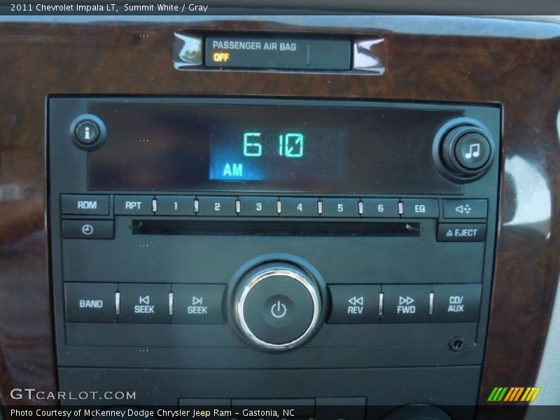 Summit White / Gray 2011 Chevrolet Impala LT