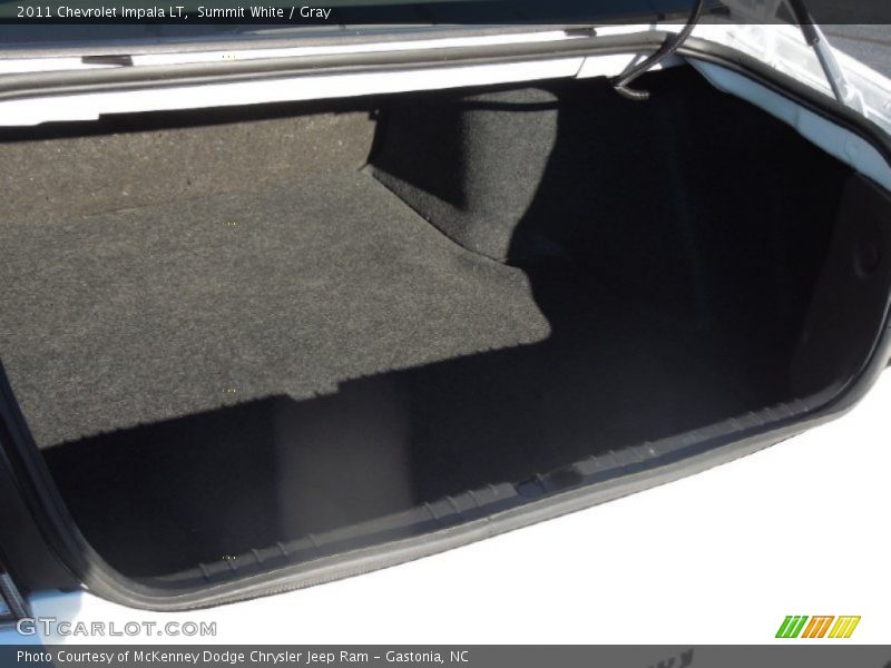 Summit White / Gray 2011 Chevrolet Impala LT