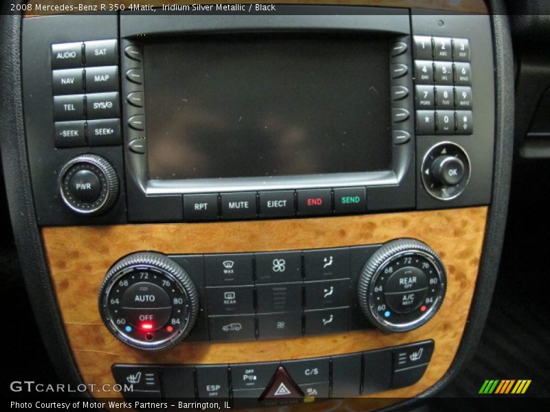 Controls of 2008 R 350 4Matic