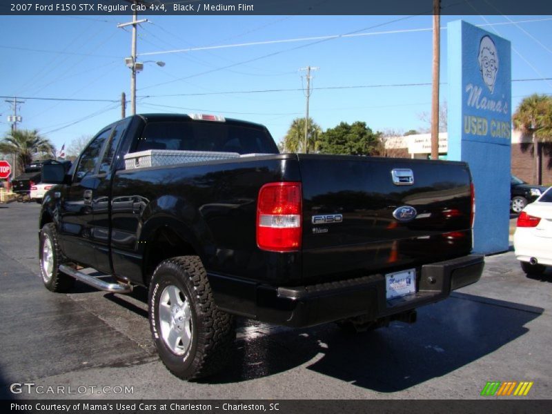 Black / Medium Flint 2007 Ford F150 STX Regular Cab 4x4