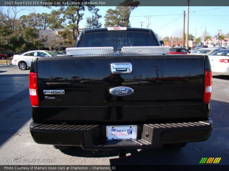 Black / Medium Flint 2007 Ford F150 STX Regular Cab 4x4