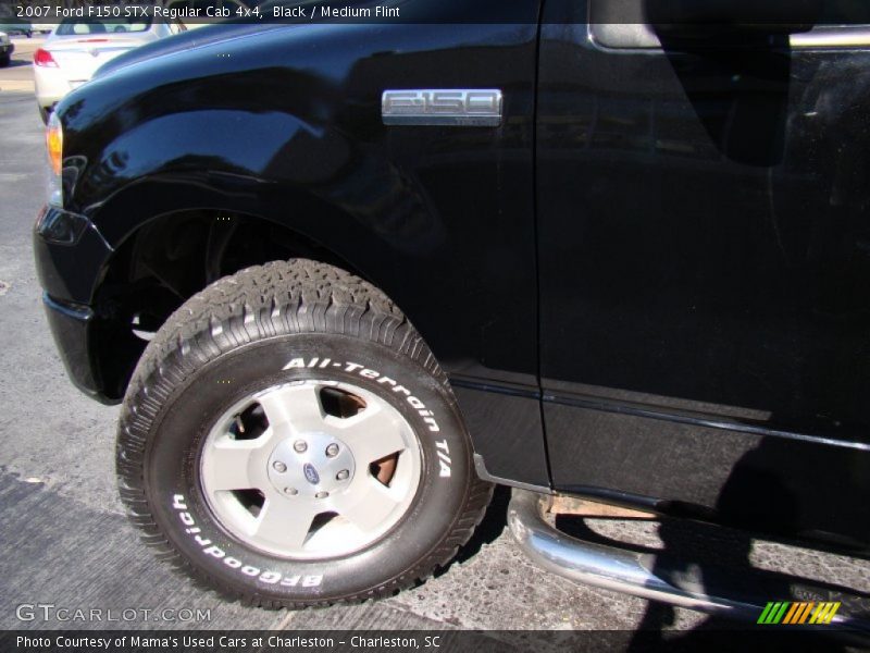 Black / Medium Flint 2007 Ford F150 STX Regular Cab 4x4