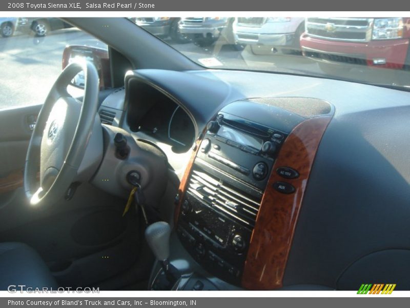 Salsa Red Pearl / Stone 2008 Toyota Sienna XLE