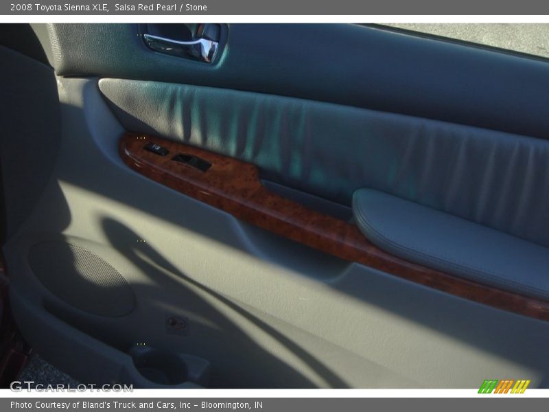 Salsa Red Pearl / Stone 2008 Toyota Sienna XLE
