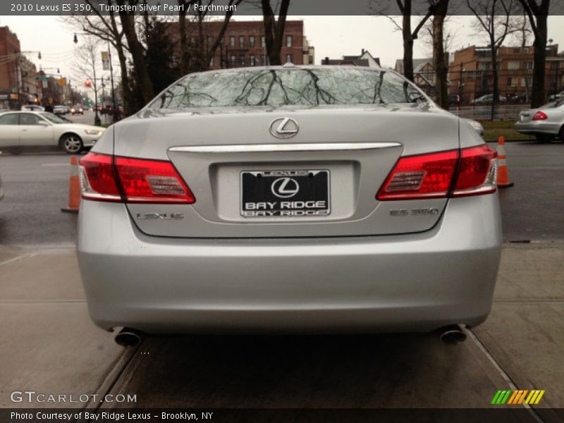 Tungsten Silver Pearl / Parchment 2010 Lexus ES 350
