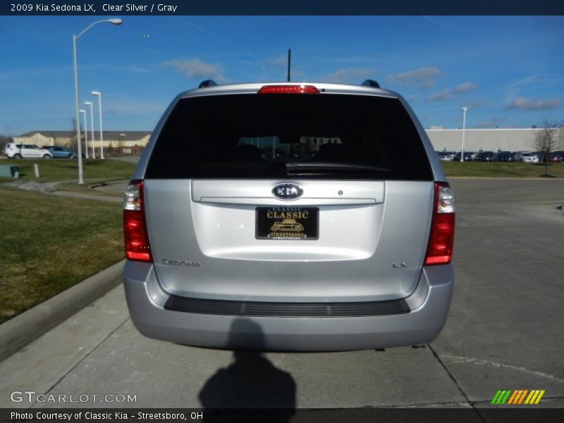 Clear Silver / Gray 2009 Kia Sedona LX
