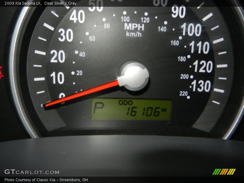 Clear Silver / Gray 2009 Kia Sedona LX