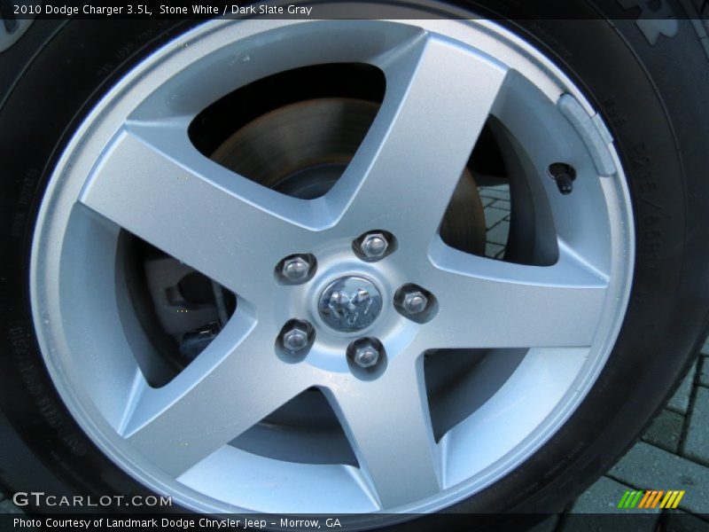 Stone White / Dark Slate Gray 2010 Dodge Charger 3.5L