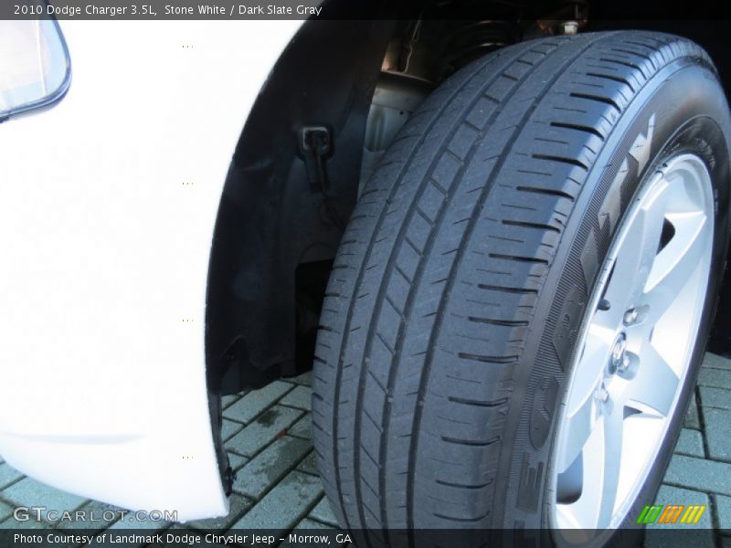Stone White / Dark Slate Gray 2010 Dodge Charger 3.5L