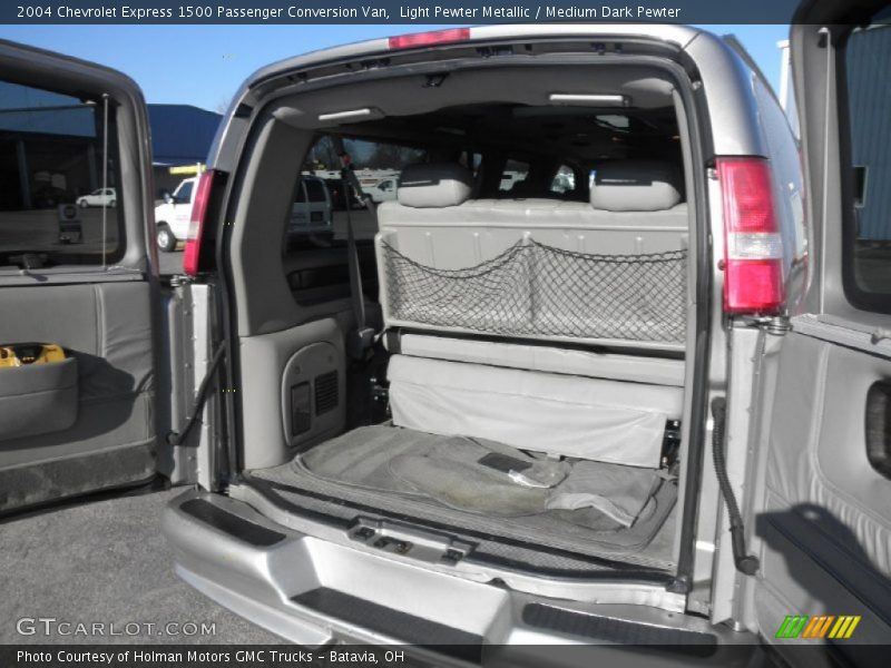 2004 Express 1500 Passenger Conversion Van Trunk