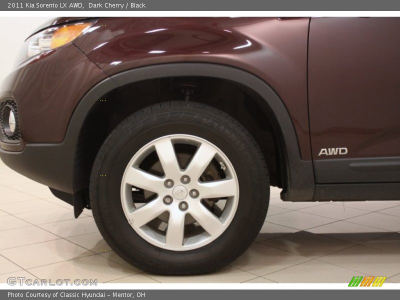  2011 Sorento LX AWD Wheel