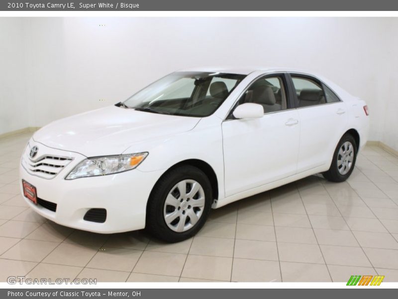 Super White / Bisque 2010 Toyota Camry LE