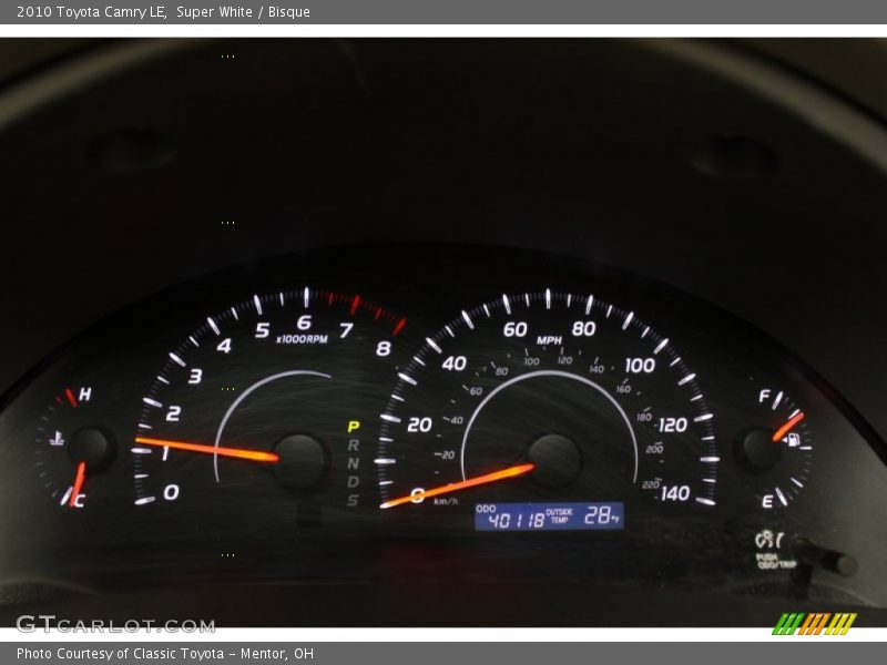 Super White / Bisque 2010 Toyota Camry LE