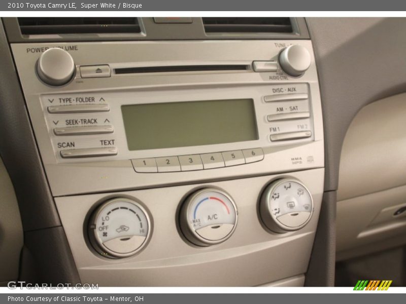 Super White / Bisque 2010 Toyota Camry LE