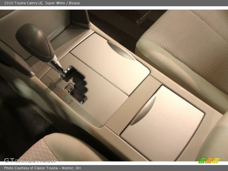 Super White / Bisque 2010 Toyota Camry LE