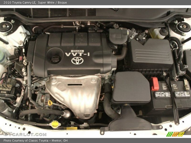 Super White / Bisque 2010 Toyota Camry LE