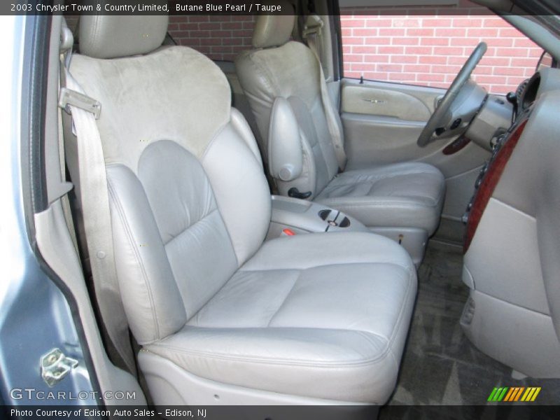 Front Seat of 2003 Town & Country Limited