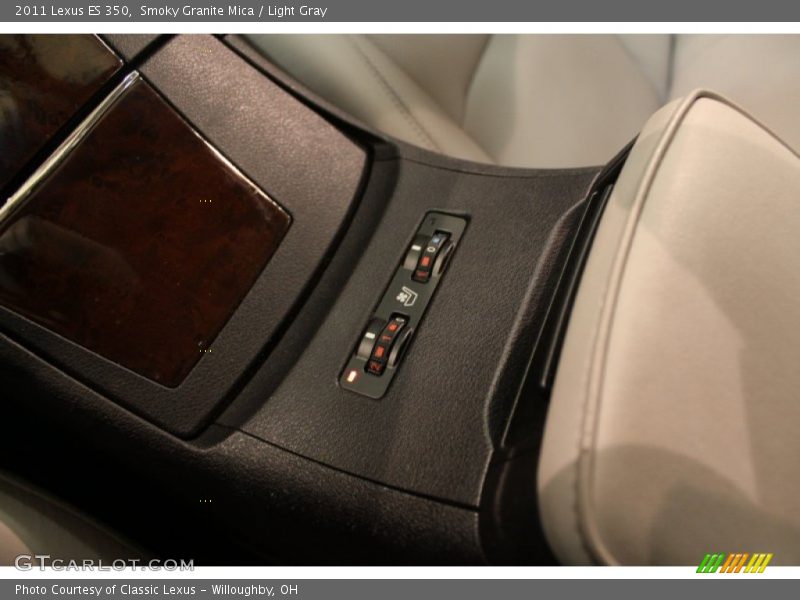 Smoky Granite Mica / Light Gray 2011 Lexus ES 350