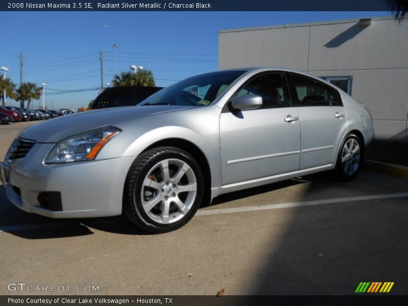 Radiant Silver Metallic / Charcoal Black 2008 Nissan Maxima 3.5 SE