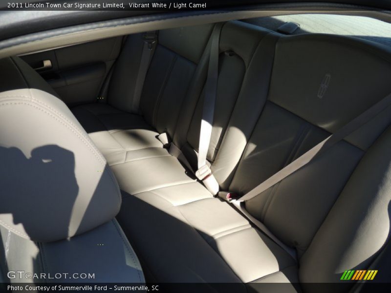 Vibrant White / Light Camel 2011 Lincoln Town Car Signature Limited
