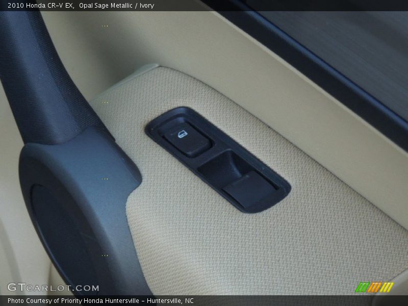 Opal Sage Metallic / Ivory 2010 Honda CR-V EX