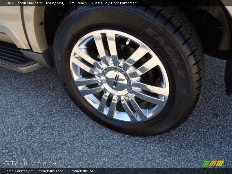 Light French Silk Metallic / Light Parchment 2004 Lincoln Navigator Luxury 4x4