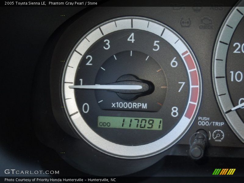 Phantom Gray Pearl / Stone 2005 Toyota Sienna LE