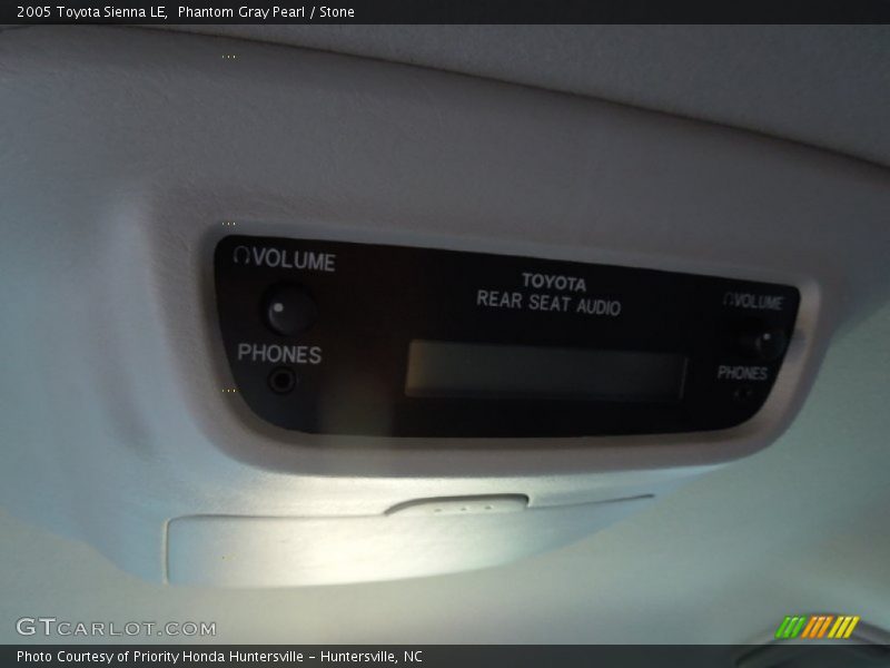 Phantom Gray Pearl / Stone 2005 Toyota Sienna LE