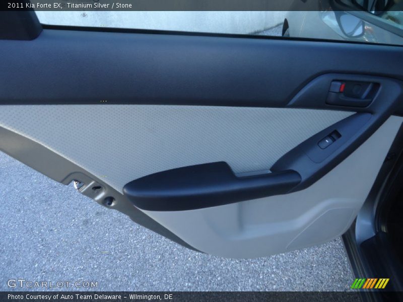 Titanium Silver / Stone 2011 Kia Forte EX