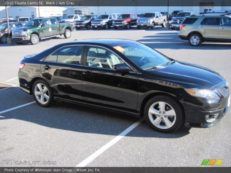 Black / Ash Gray 2010 Toyota Camry SE