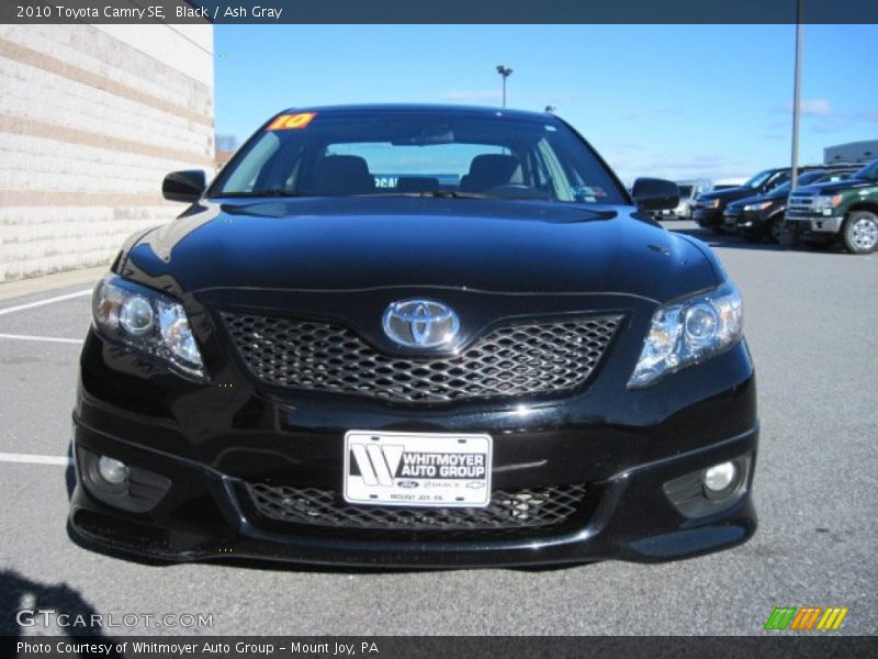 Black / Ash Gray 2010 Toyota Camry SE