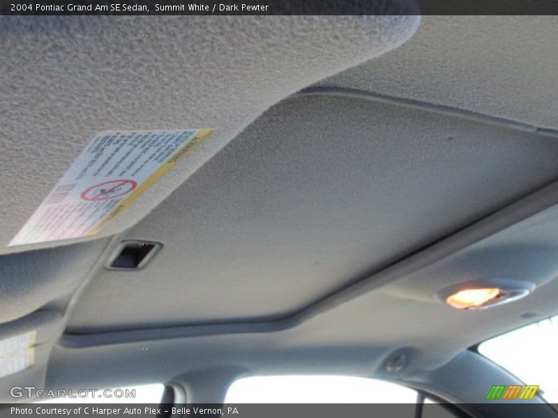 Summit White / Dark Pewter 2004 Pontiac Grand Am SE Sedan