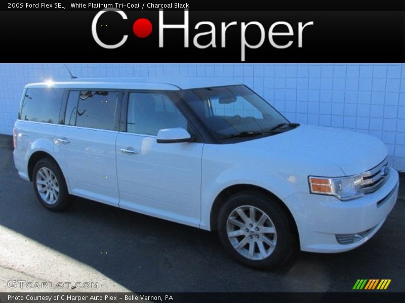 White Platinum Tri-Coat / Charcoal Black 2009 Ford Flex SEL