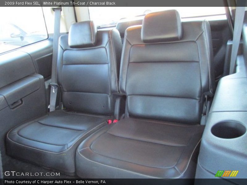 White Platinum Tri-Coat / Charcoal Black 2009 Ford Flex SEL