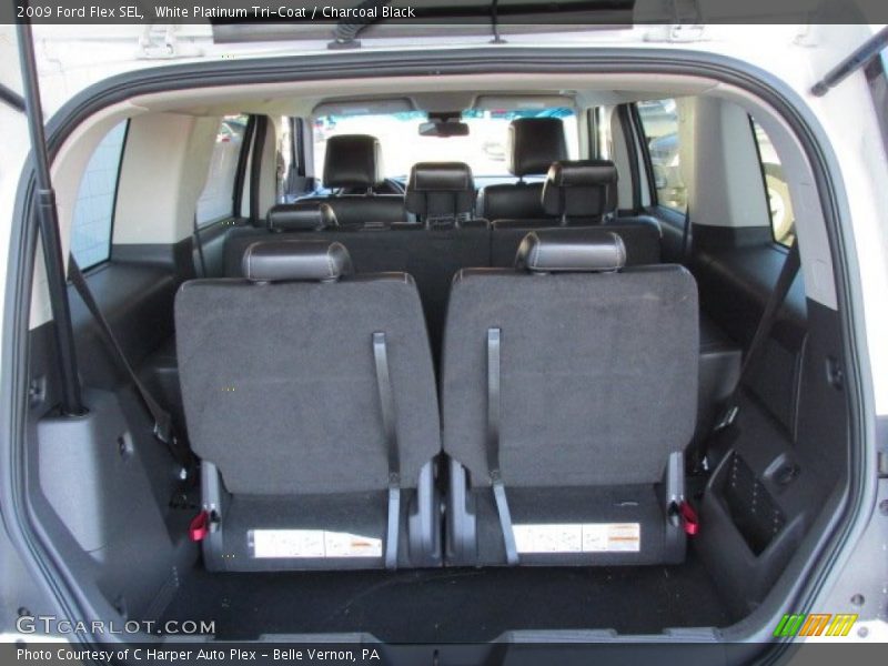 White Platinum Tri-Coat / Charcoal Black 2009 Ford Flex SEL