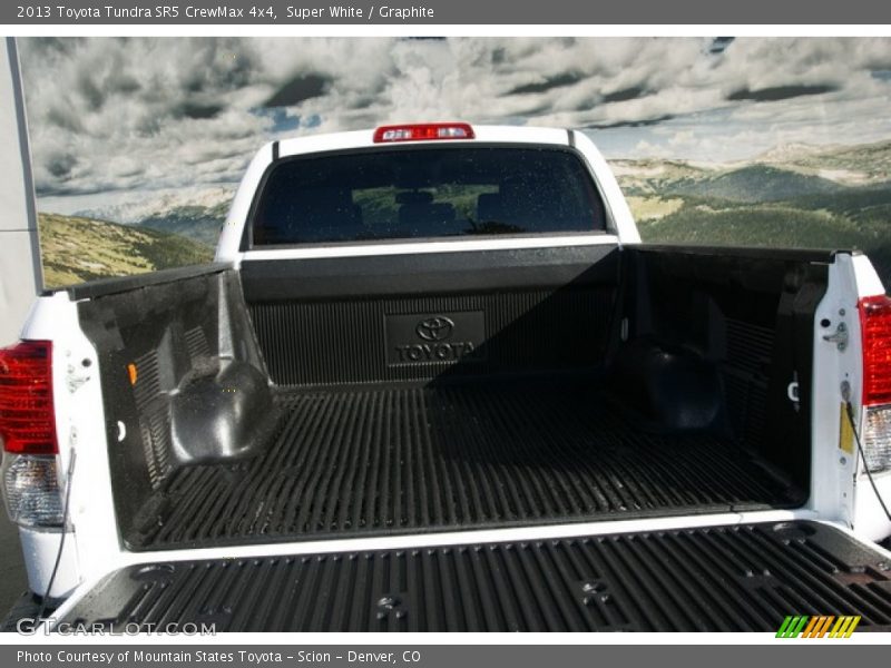 Super White / Graphite 2013 Toyota Tundra SR5 CrewMax 4x4