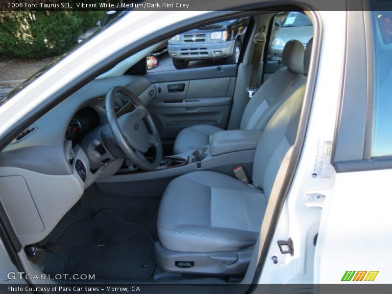 Vibrant White / Medium/Dark Flint Grey 2006 Ford Taurus SEL
