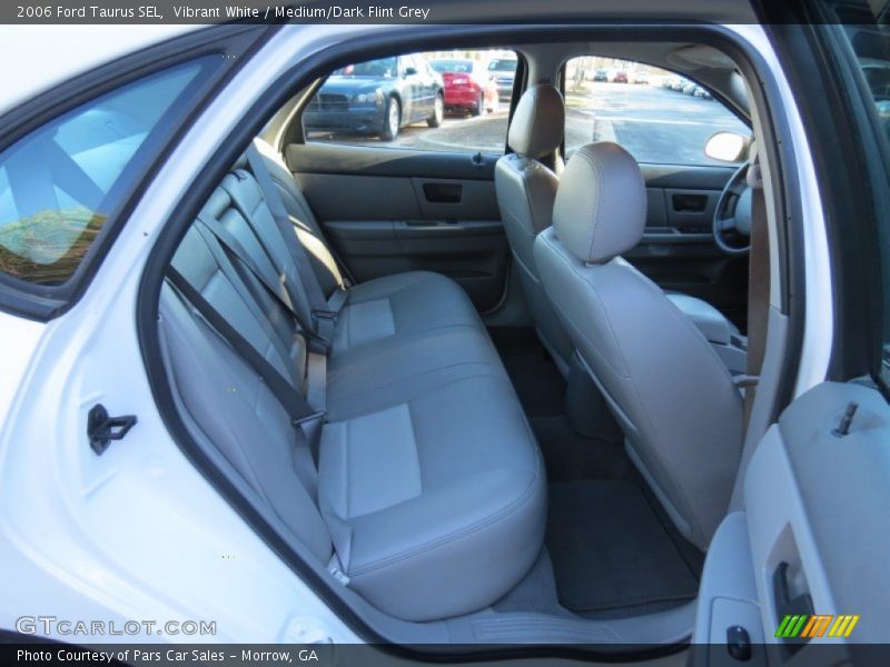 Vibrant White / Medium/Dark Flint Grey 2006 Ford Taurus SEL