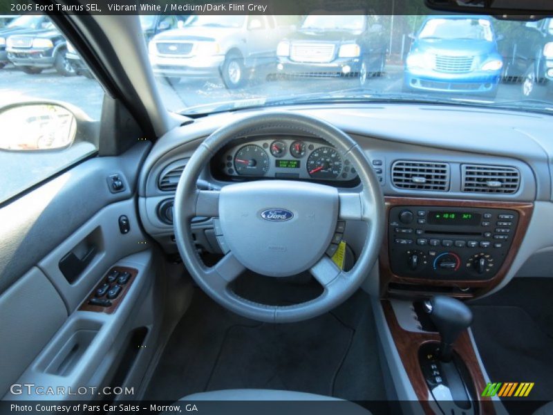 Vibrant White / Medium/Dark Flint Grey 2006 Ford Taurus SEL