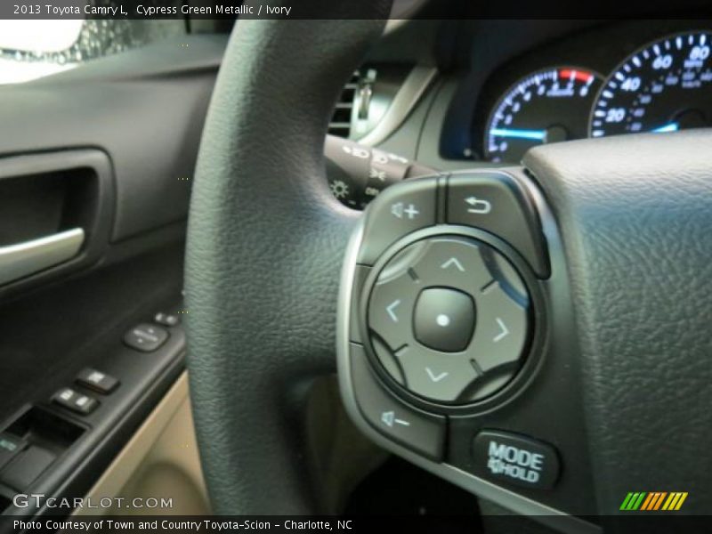 Cypress Green Metallic / Ivory 2013 Toyota Camry L