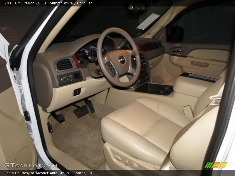 Summit White / Light Tan 2013 GMC Yukon XL SLT