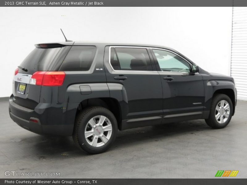 Ashen Gray Metallic / Jet Black 2013 GMC Terrain SLE